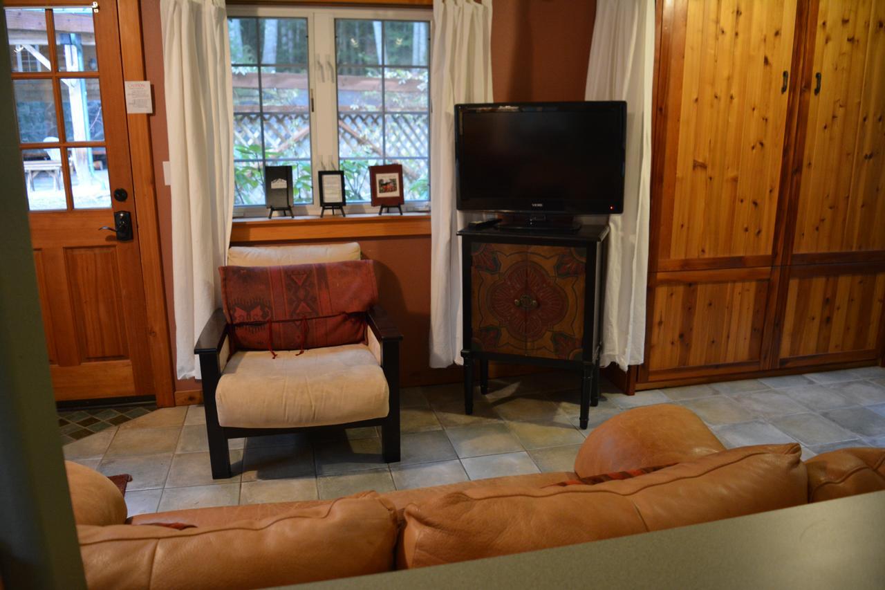 Copper Creek Inn Ashford Dış mekan fotoğraf